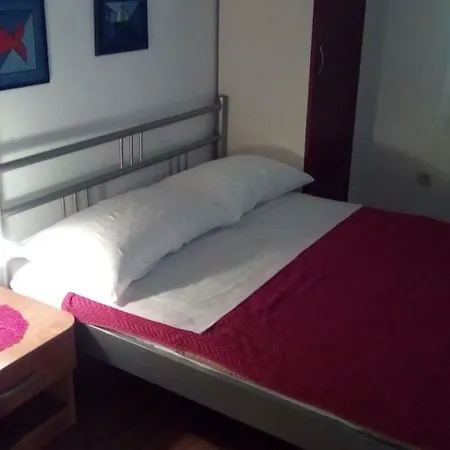 Gasthuis Apartman - Omis Tugare